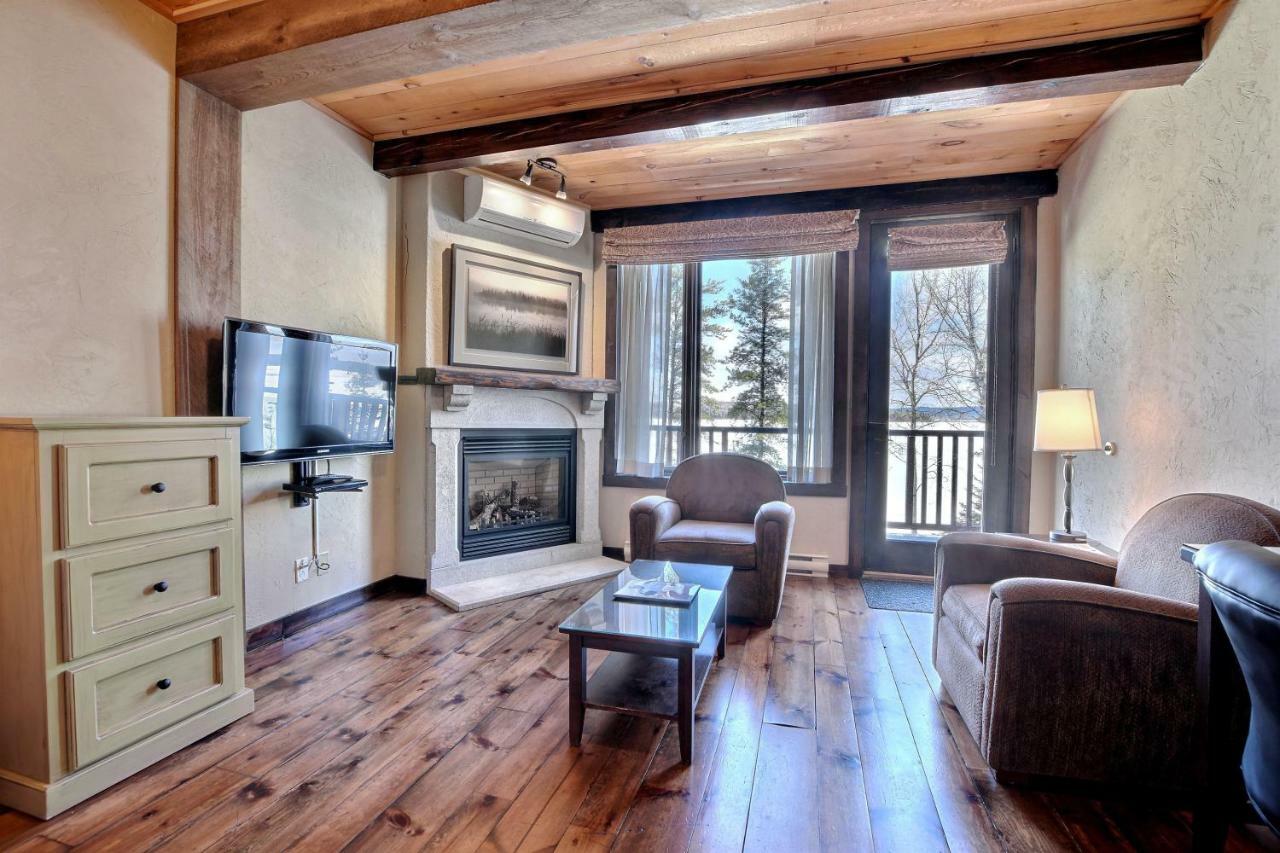 Les Condos Du Lac Taureau- Rooms & Condos Сен-Мишель-де-Сен Экстерьер фото