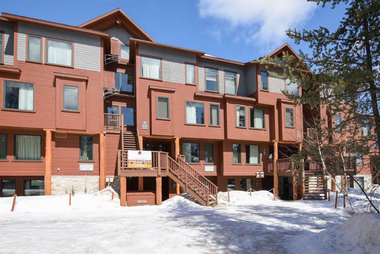 Les Condos Du Lac Taureau- Rooms & Condos Сен-Мишель-де-Сен Экстерьер фото
