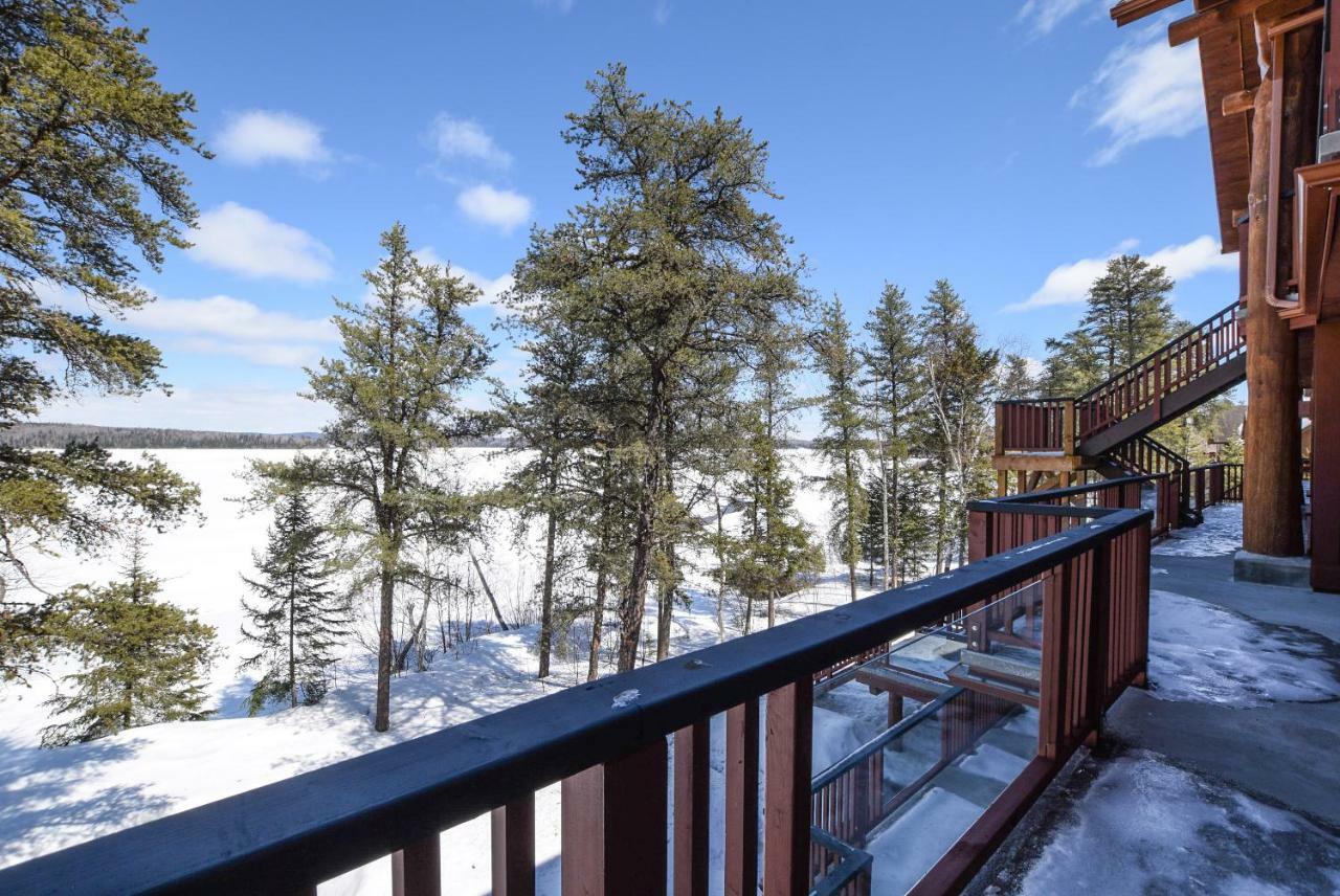 Les Condos Du Lac Taureau- Rooms & Condos Сен-Мишель-де-Сен Экстерьер фото